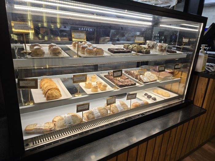 pastry case of dreams