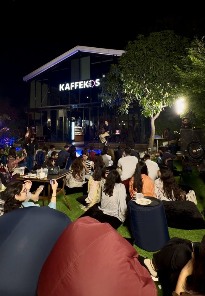 The stage, the sign and the crowd: a night to remember.